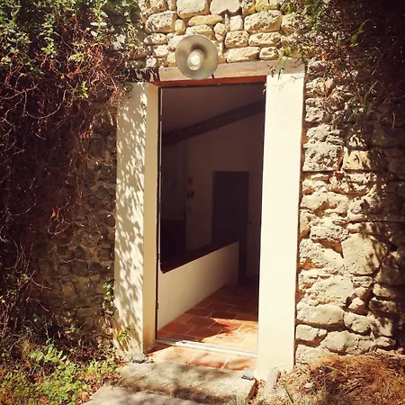 La Bergerie De Lucie * Pierrerue (Alpes-de-Haute-Provence)